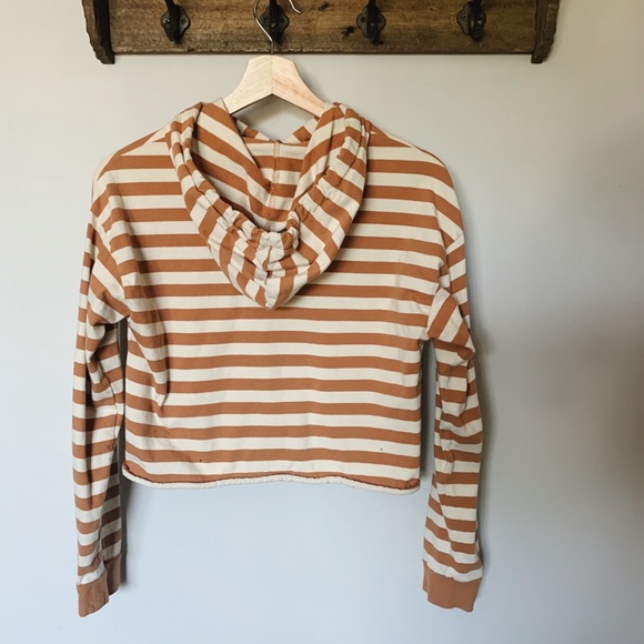 Cropped Mustard and White Striped Sweater - Picture 2 of 5